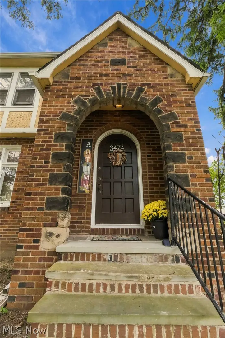 3474 Raymont Boulevard, University Heights, OH 44118 - #2