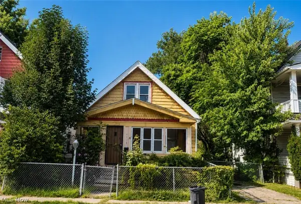 12419 Locke Avenue, Cleveland, OH 44108