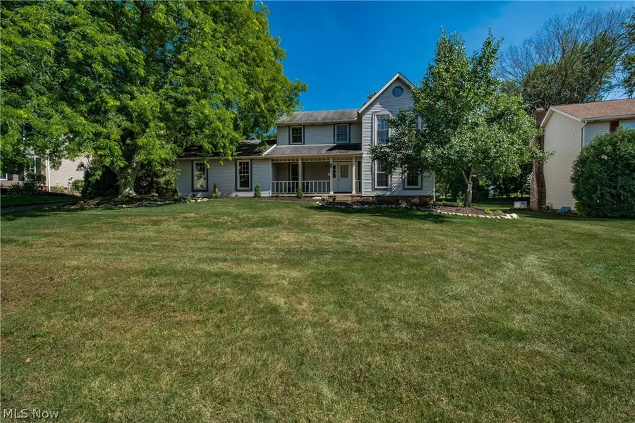 4325 Larchwood Nw Circle, Canton, OH 44718 - #2