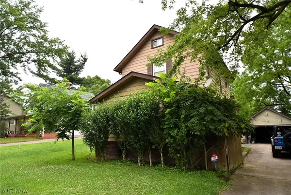 3260 Vestal Road, Youngstown, OH 44509
