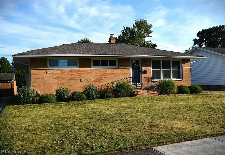 12085 Stormes Drive, Parma, OH 44130 - #3