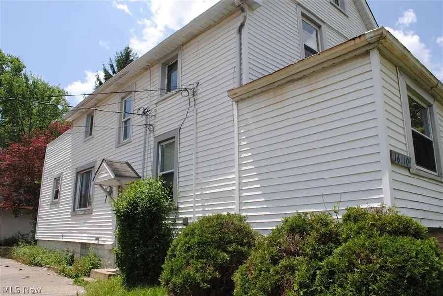 16110 Rockside Road, Maple Heights, OH 44137 - #2
