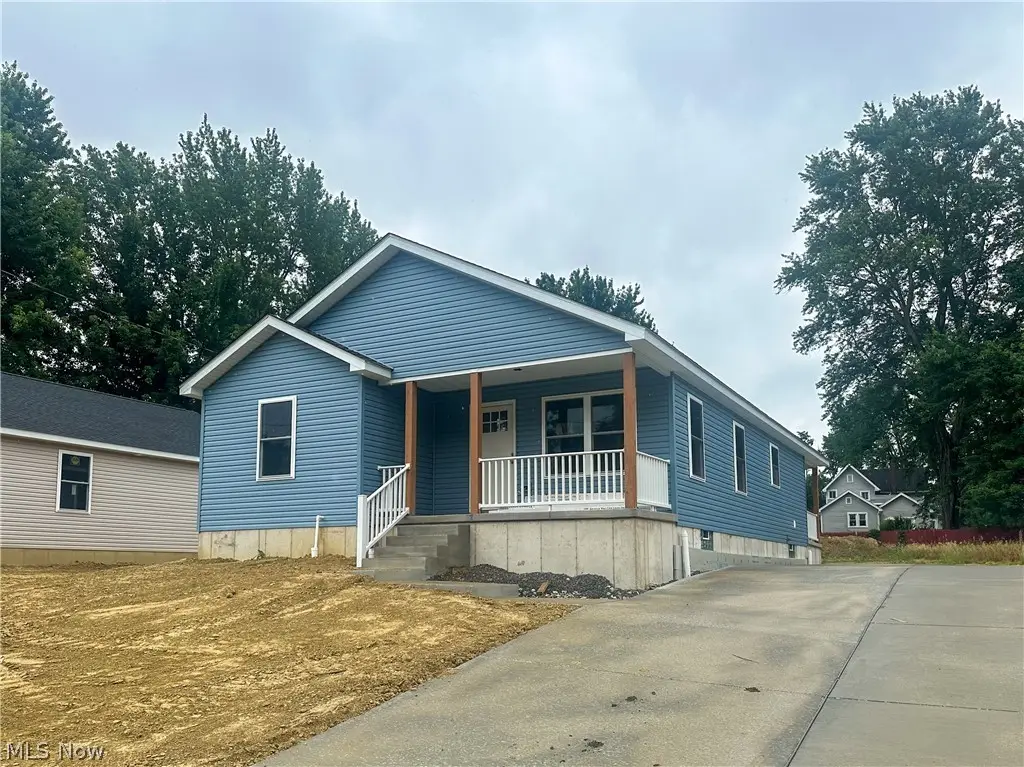 177 Hayward Avenue, Conneaut, OH 44030 - #1