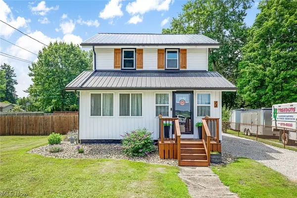 13 Cliftwood Ne Street, Navarre, OH 44662