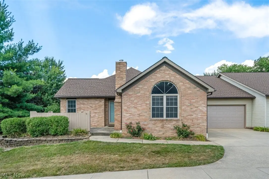 344 Greenbriar Drive, Ravenna, OH 44266 - #1