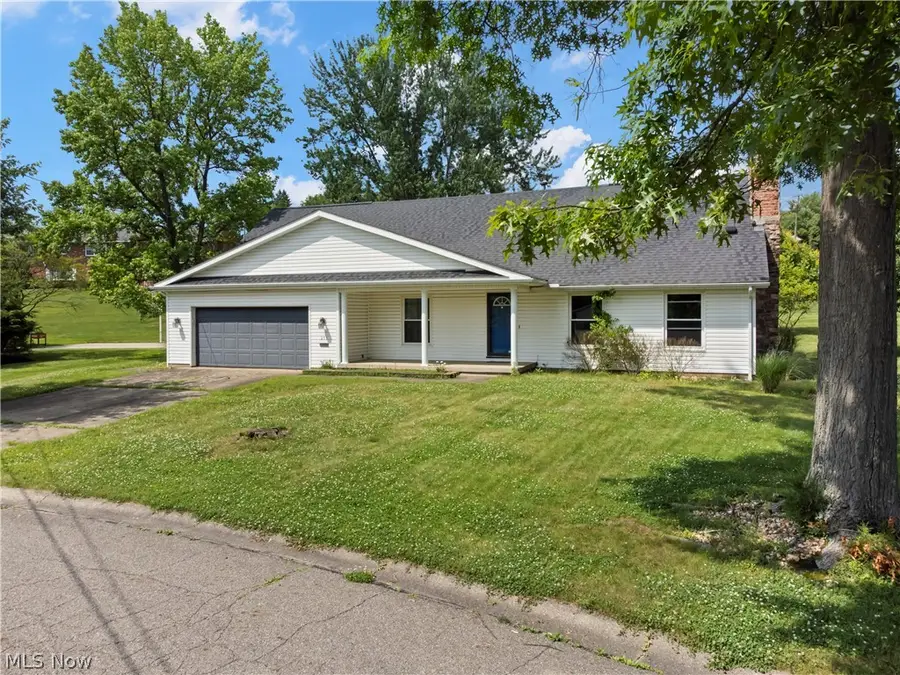 253 Harbel Drive, Saint Clairsville, OH 43950 - #2
