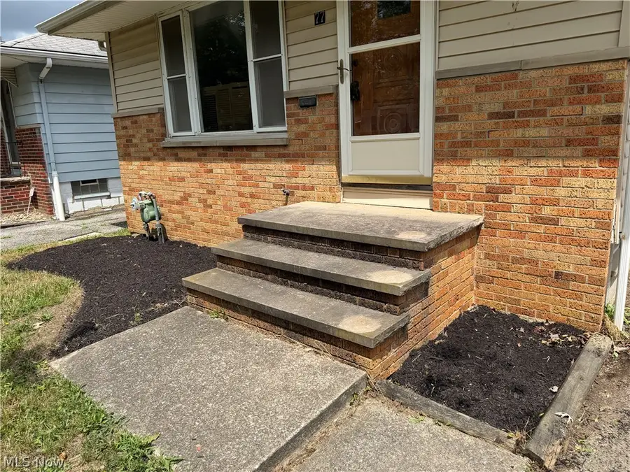 77 William Street, Bedford, OH 44146 - #2