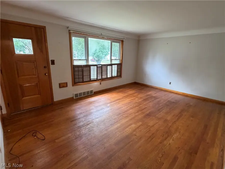 77 William Street, Bedford, OH 44146 - #3