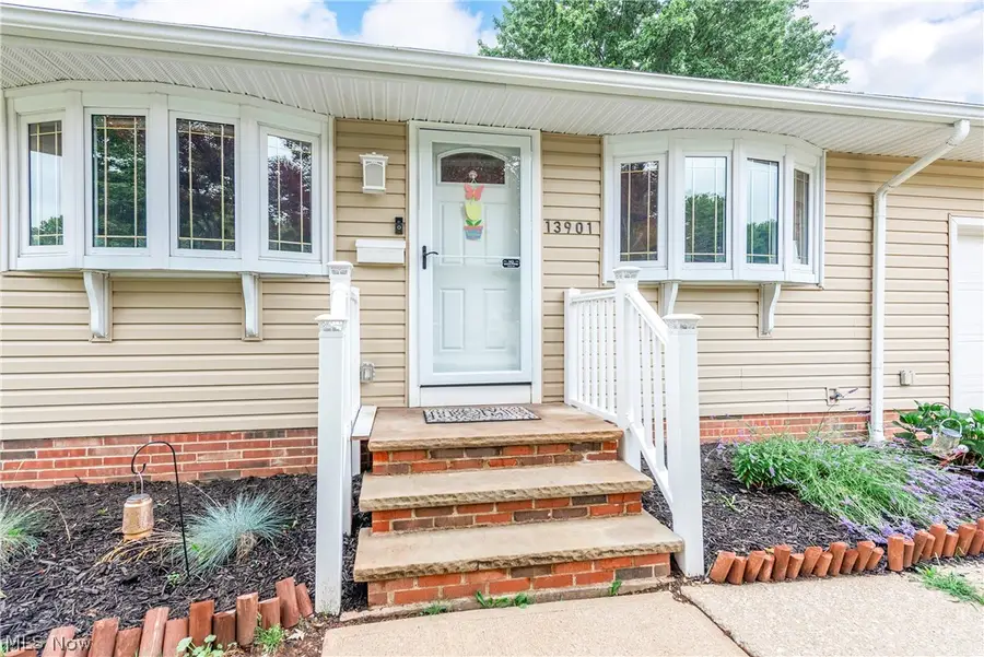 13901 Franklyn Boulevard, Brook Park, OH 44142 - #2