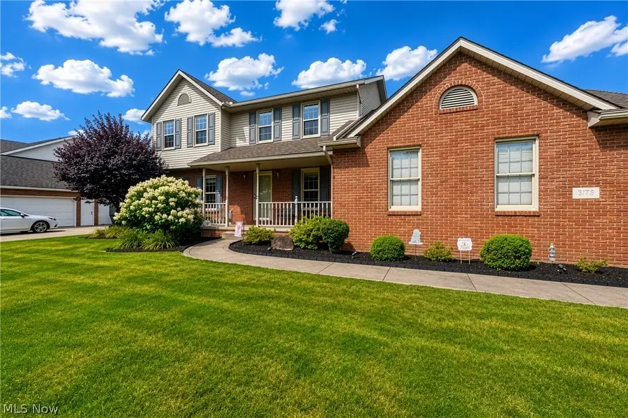 3176 Carie Hill Nw Circle, Massillon, OH 44646 - #2
