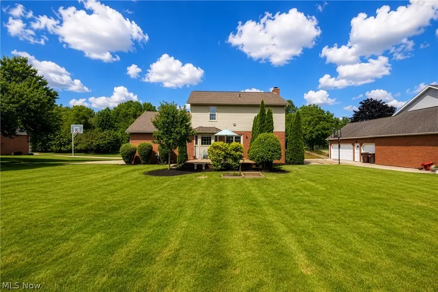 3176 Carie Hill Nw Circle, Massillon, OH 44646 - #3