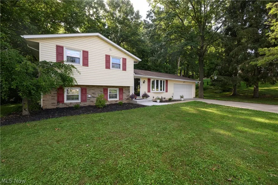 12073 Lockage Nw Road, Canal Fulton, OH 44614 - #2