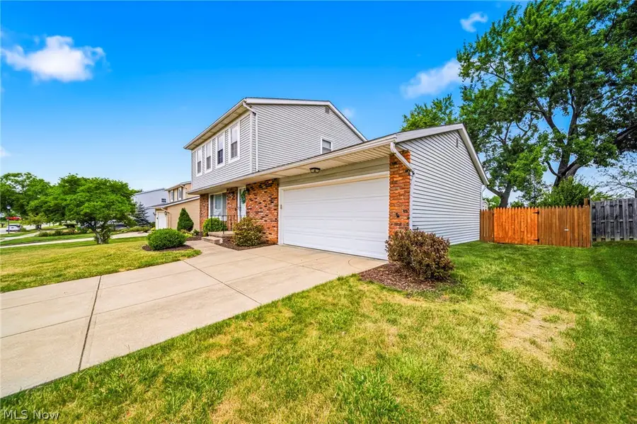 8354 Newcomb Drive, Parma, OH 44129 - #2