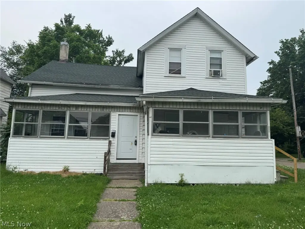 674-676 Carlysle Street, Akron, OH 44310 - #1