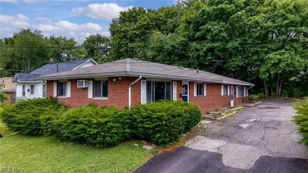 1235 Roslyn Avenue, Akron, OH 44320