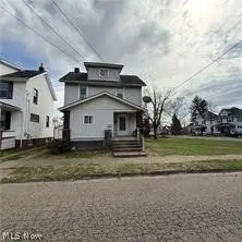 2106 Indiana Ne Way, Canton, OH 44705