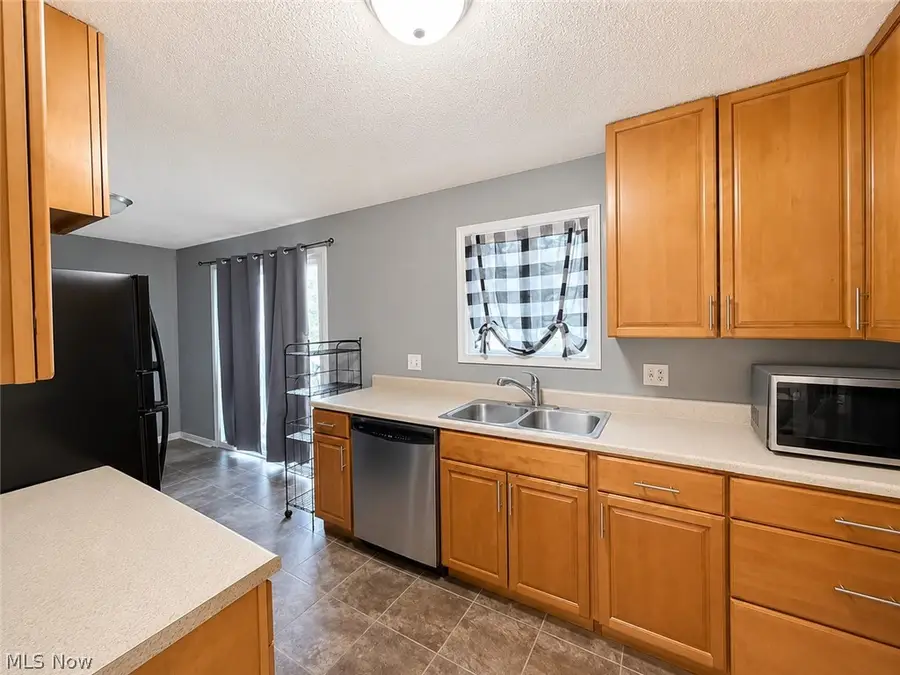 5019 Comstock Drive, Columbus, OH 43232 - #3
