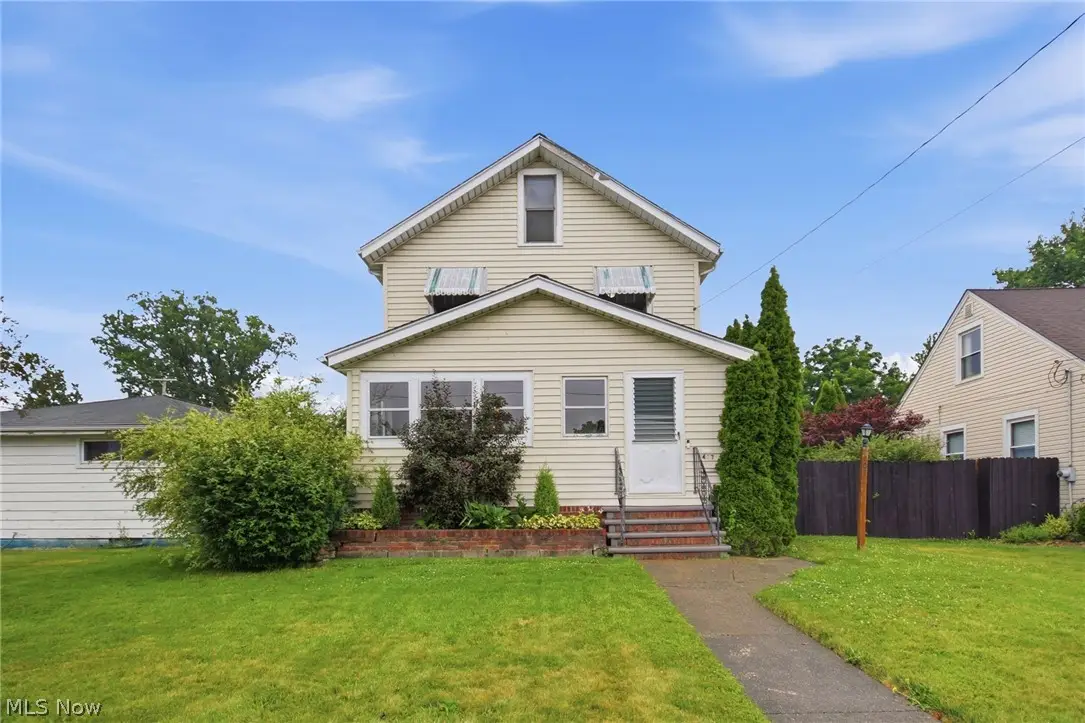 407 Illinois Avenue, Lorain, OH 44052 - #1