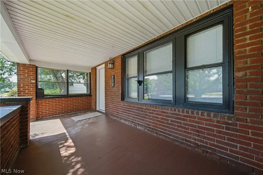 928 Hammel Street, Akron, OH 44306 - #3