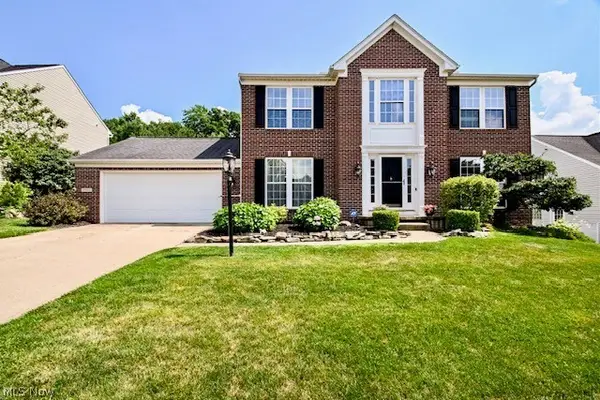 9952 Agate Nw Street, Canal Fulton, OH 44614