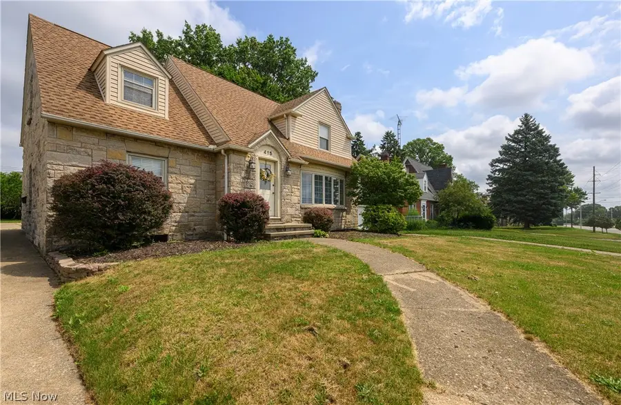 415 30th Nw Street, Canton, OH 44709 - #2