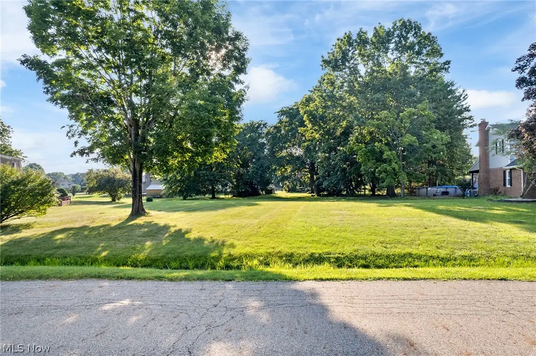 7961 Fayette Nw Avenue, Massillon, OH 44646 - #1
