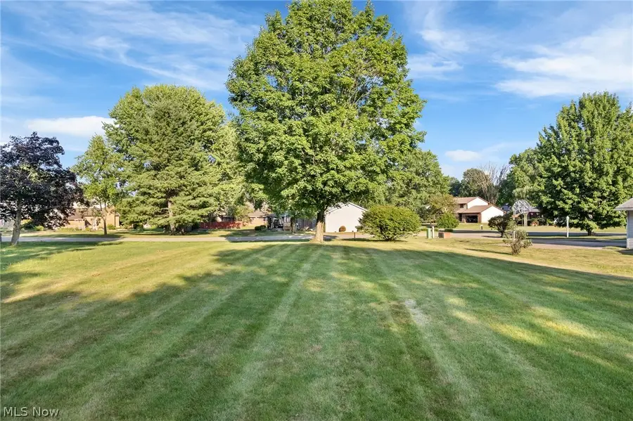 7961 Fayette Nw Avenue, Massillon, OH 44646 - #2