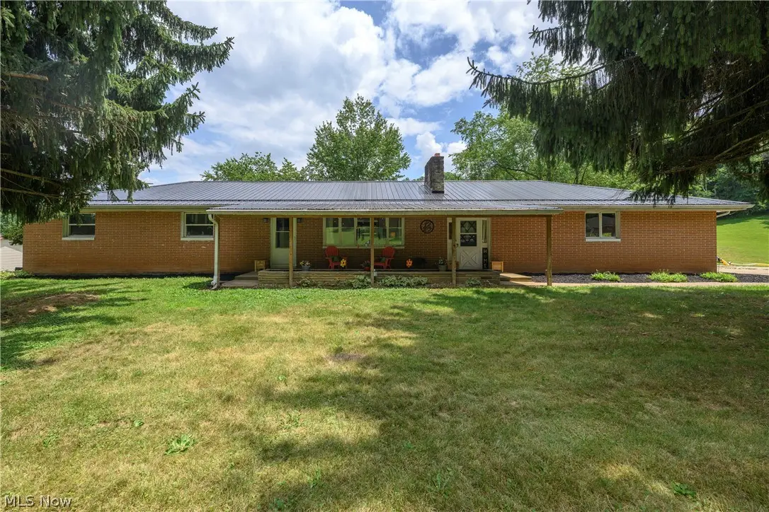 6091 Mills Se Drive, Uhrichsville, OH 44683 - #1