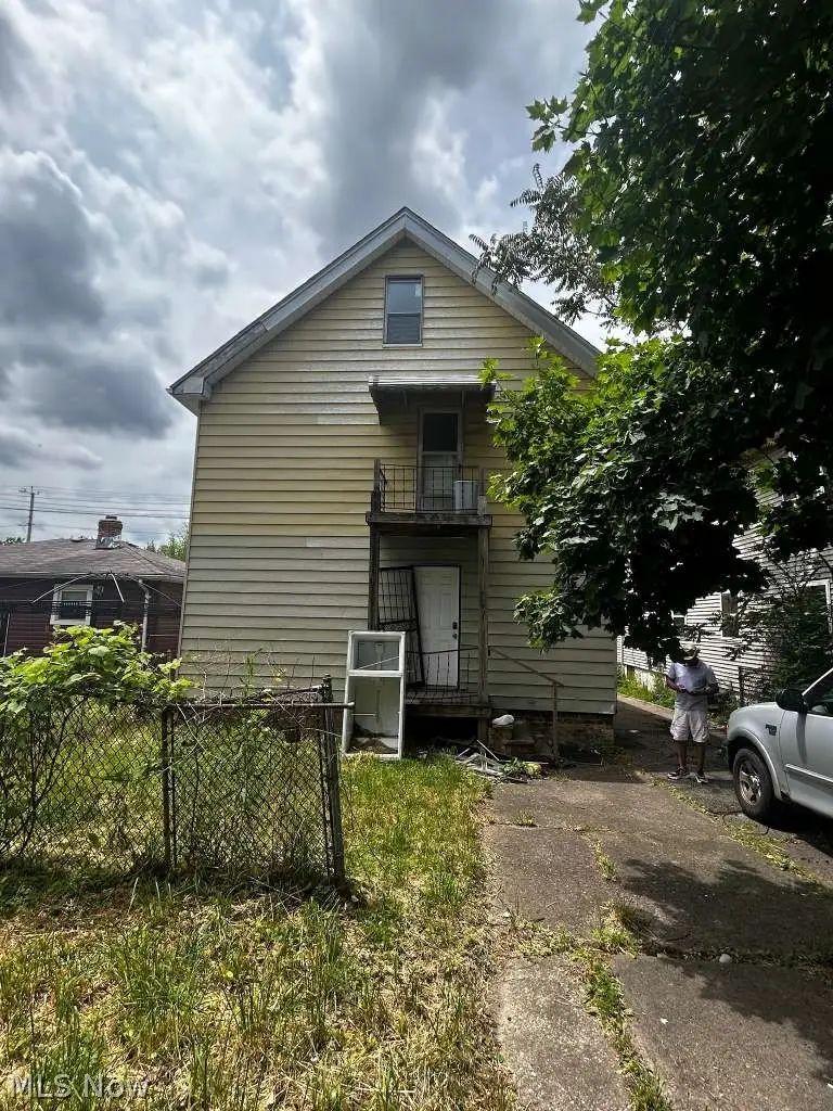 3963 E 123rd Street, Cleveland, OH 44105 - #2