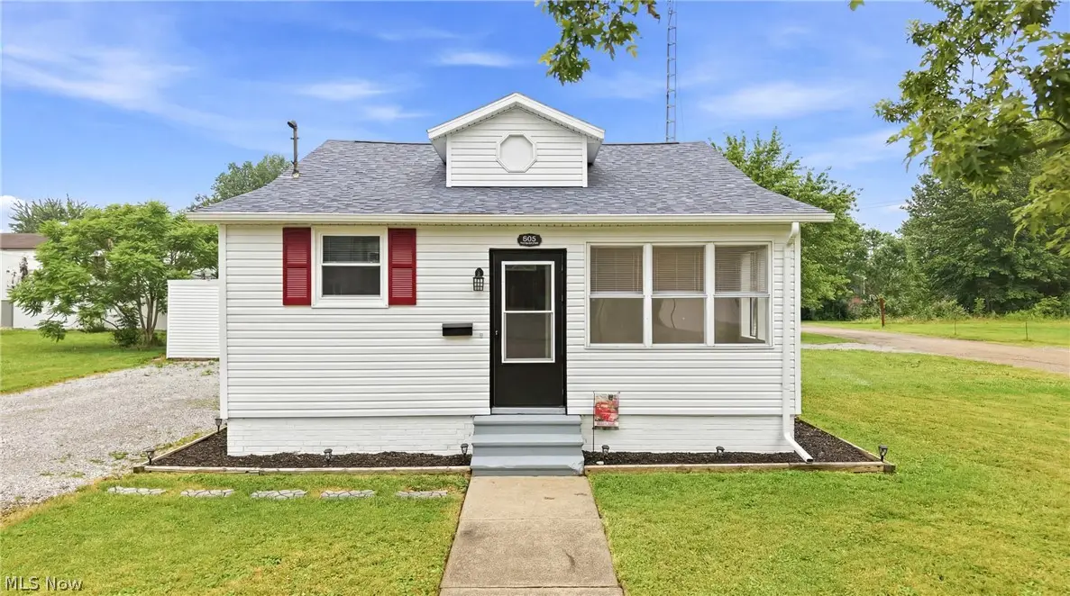 355 N 12th Street, Sebring, OH 44672 - #1