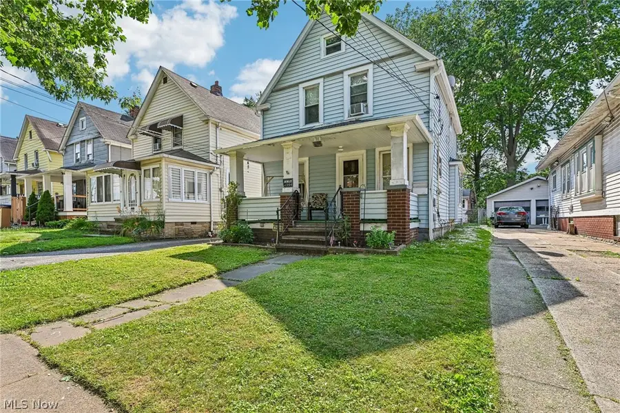 3556 W 54th Street, Cleveland, OH 44102 - #2