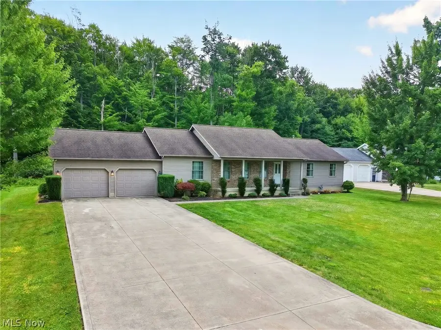 412 Brittany Lane, Jefferson, OH 44047 - #2
