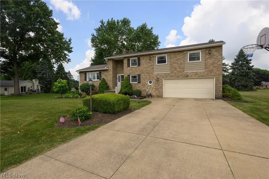 6775 Lake Cable Avenue, North Canton, OH 44720 - #2