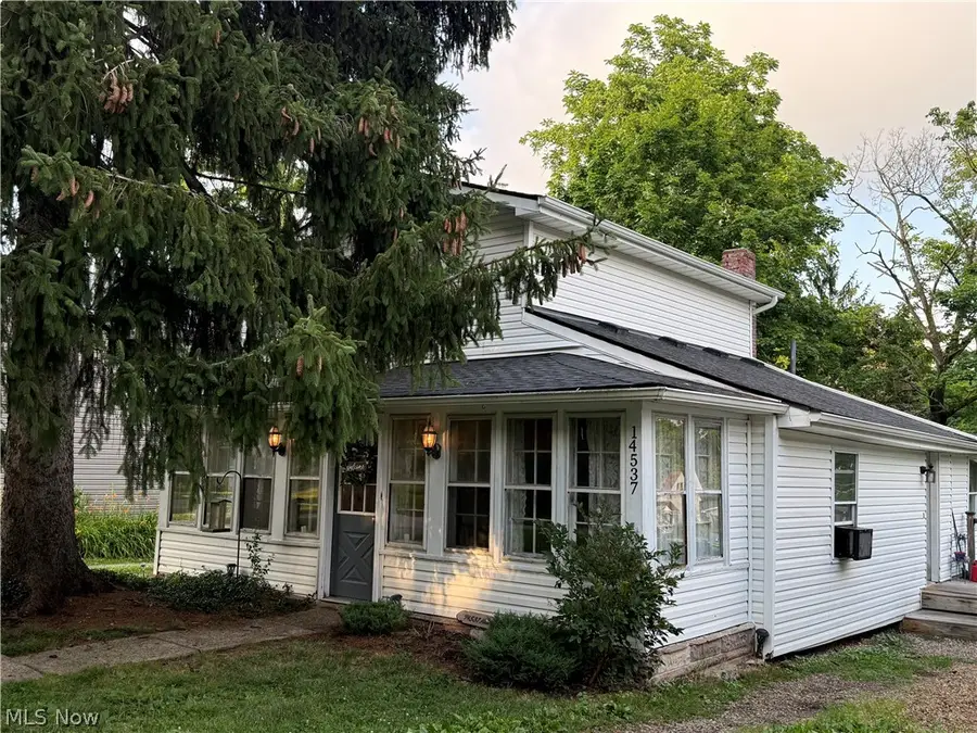 14537 Hickox Street, Burton, OH 44021 - #3
