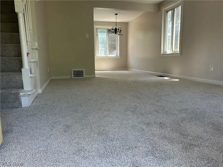 3381 Sutton Road, Shaker Heights, OH 44120 - #2