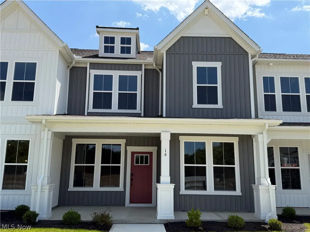 16 Paige Lane, Hudson, OH 44236 - #1