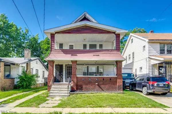 15711 Grovewood Avenue, Cleveland, OH 44110