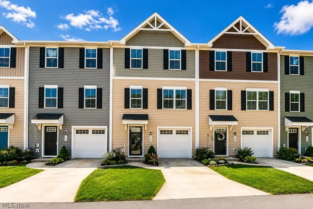 115 Palm Court, Painesville Twp, OH 44077 - #1