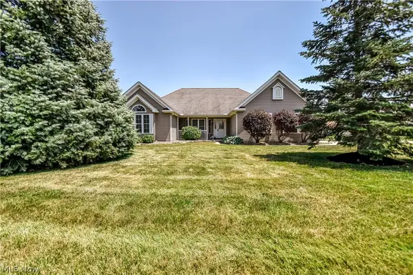 128 Stacey Court, Madison, OH 44057