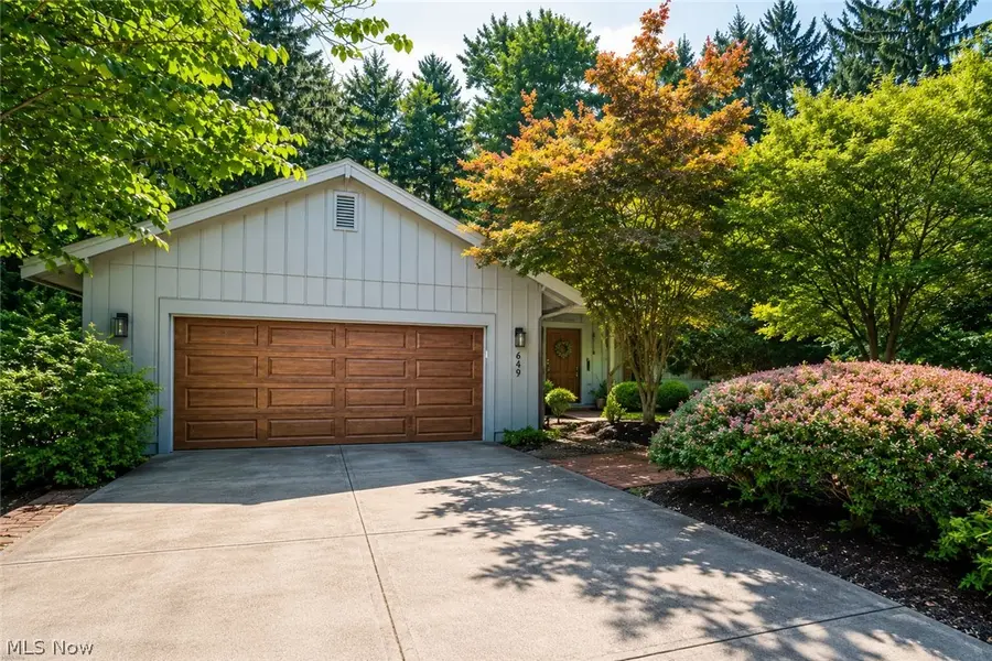 849 Pine Cone Oval, Sagamore Hills, OH 44067 - #3