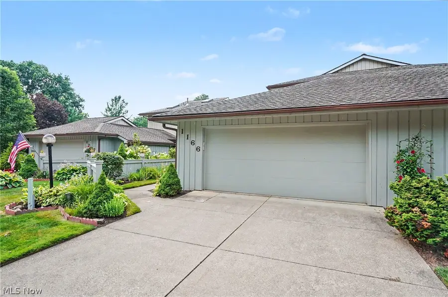 1166 Inverness Lane #100, Stow, OH 44224 - #3