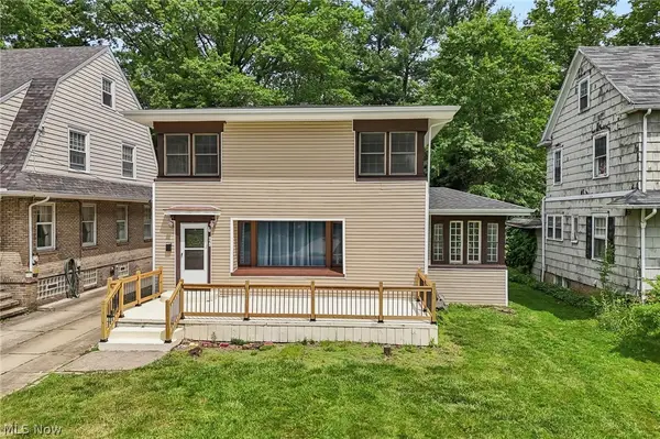 875 Hereford Drive, Akron, OH 44303