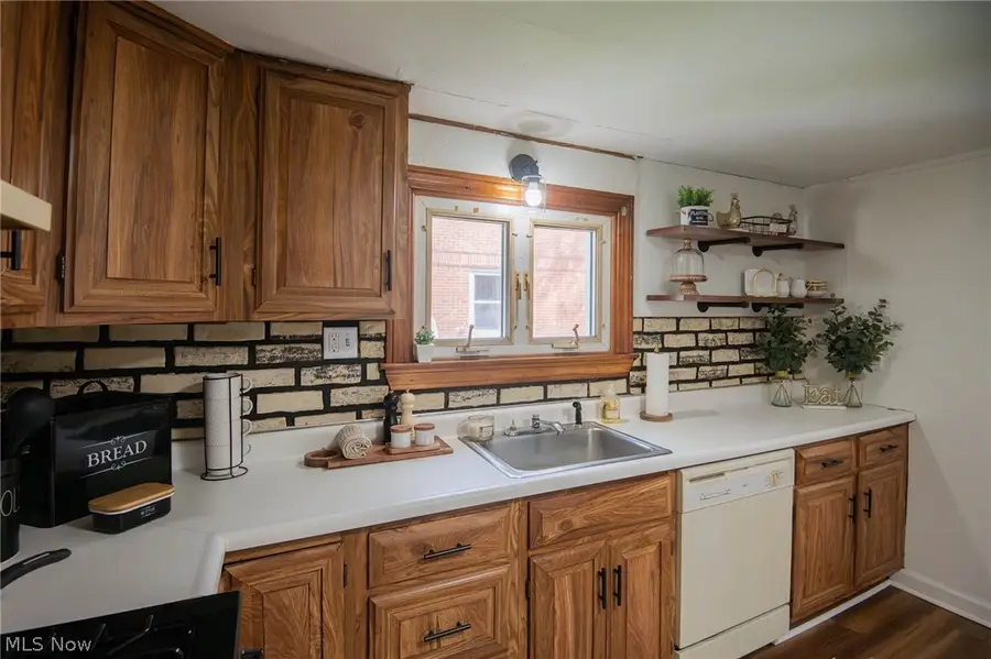 1528 Stepney Street, Niles, OH 44446 - #3