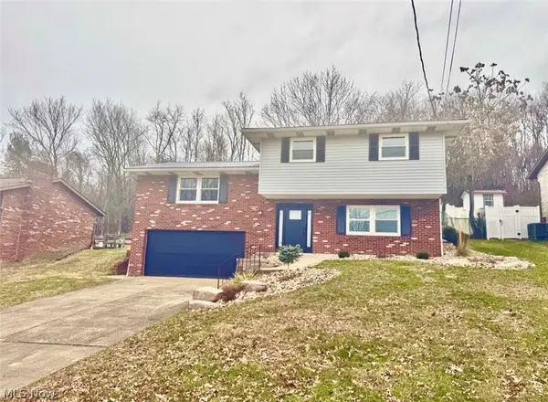 47 East St, New Cumberland, WV 26047