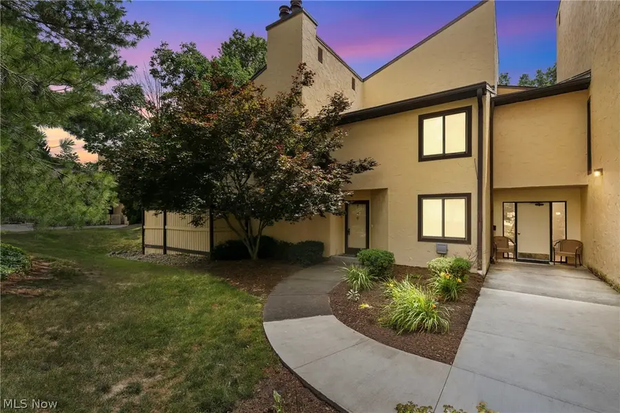 1028 Hampton Ridge Drive, Akron, OH 44313 - #2