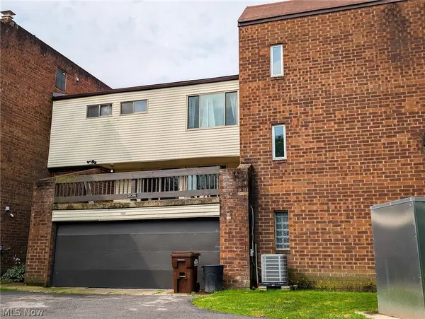 2069 Penguin Avenue, Akron, OH 44319