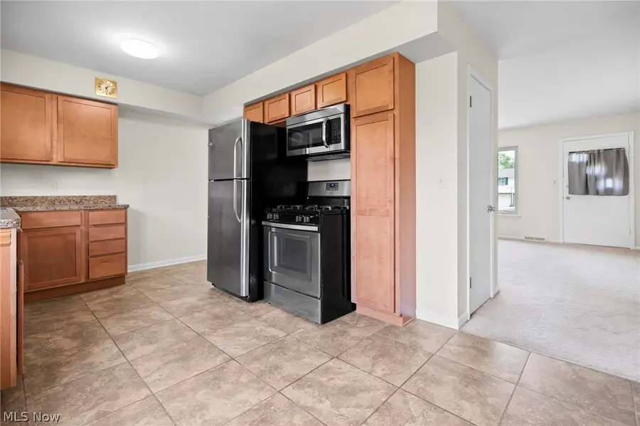 5928 Sweet Birch Drive, Bedford Heights, OH 44146 - #2