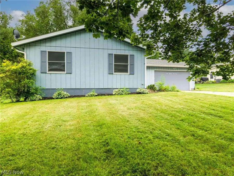 364 Garner Drive, Mogadore, OH 44260 - #2