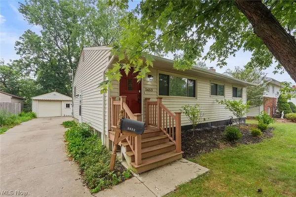 5653 Vickie Lane, Bedford, OH 44146
