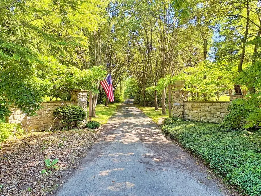 15818 Darrow Road, Vermilion, OH 44089 - #2